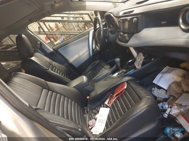 Toyota Rav4 Xle 2018 JTMRFREV3JD240622 Image 5
