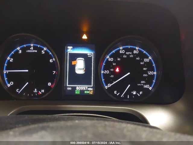 Toyota Rav4 Xle 2018 JTMRFREV3JD240622 Image 7