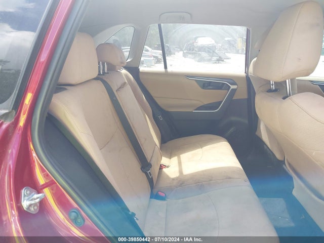 Toyota RAV4 LE 2020 2T3H1RFV0LC060207 Image 8
