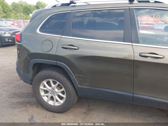 1C4PJMCB5FW552552 Jeep Cherokee Latitude