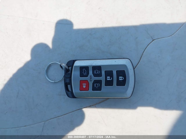 Toyota Sienna Xle 8 Passenger 2015 5TDYK3DC0FS670544 Image 11