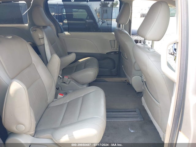Toyota Sienna Xle 8 Passenger 2015 5TDYK3DC0FS670544 Image 8