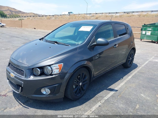 Chevrolet Sonic Ltz Auto 2016 1G1JE6SB6G4113812 Image 2