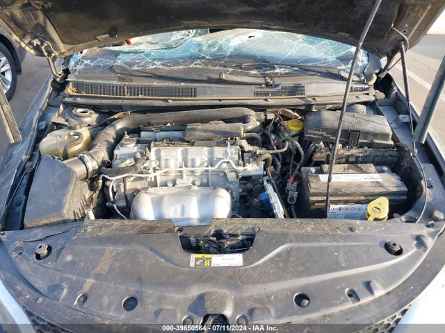 1C3CCCCB8FN670804 Chrysler 200 C