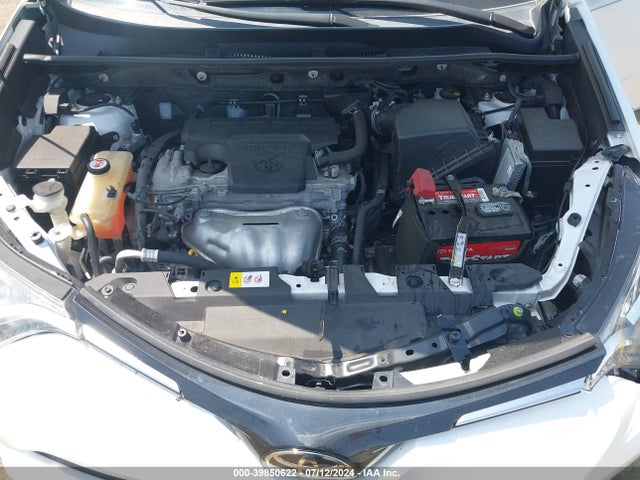 Toyota Rav4 Xle 2017 JTMRFREVXHD213296 Image 10
