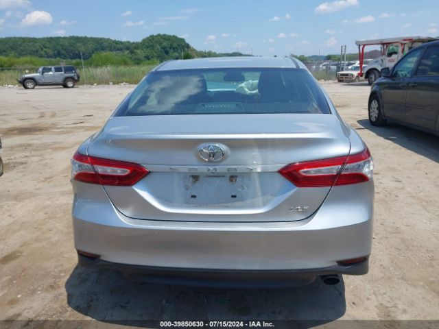 4T1B11HK0JU094131 Toyota CAMRY XLE
