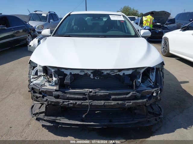 Toyota CAMRY LE 2020 4T1C11AK4LU947518 Image 13