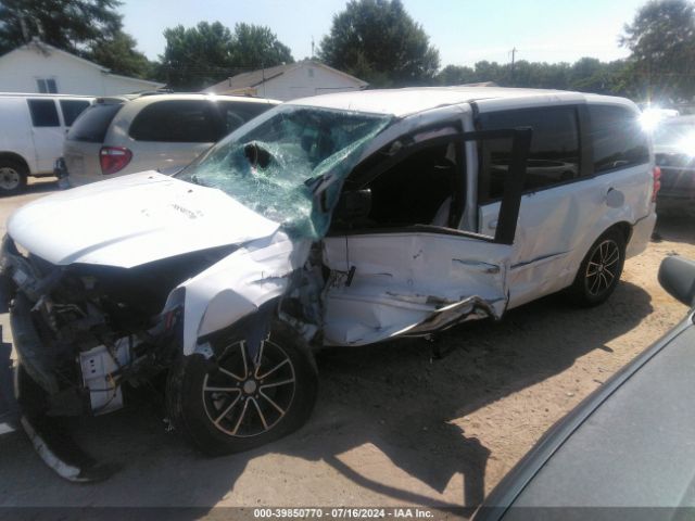 2C4RDGBG8HR762380 Dodge Grand Caravan Se Plus