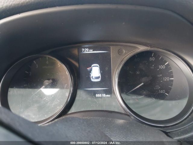 5N1AT2MV4HC847395 Nissan ROGUE SV