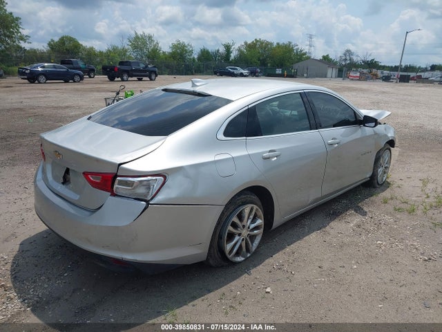 Chevrolet MALIBU LT 2018 1G1ZD5ST5JF245965 Image 4