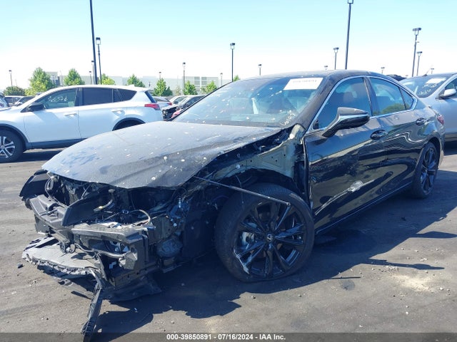 58ABA1C12RU040185 Lexus Es 300h F Sport Handling