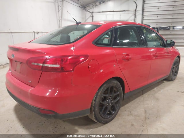 Ford FOCUS SE 2016 1FADP3F2XGL316091 Image 4