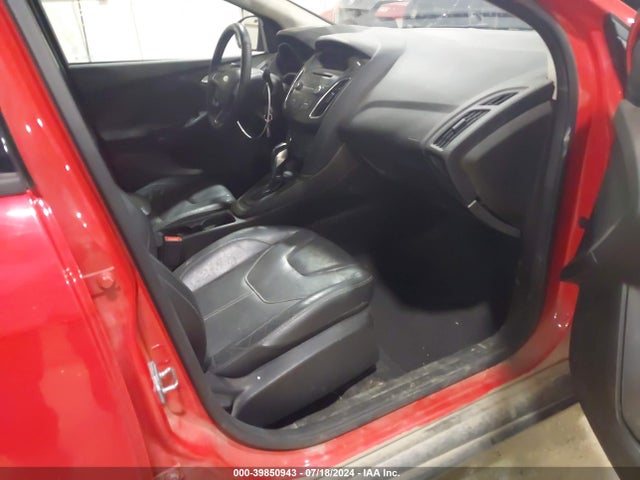 Ford FOCUS SE 2016 1FADP3F2XGL316091 Image 5