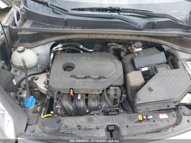 KNDP63AC1L7682518 KIA SPORTAGE S