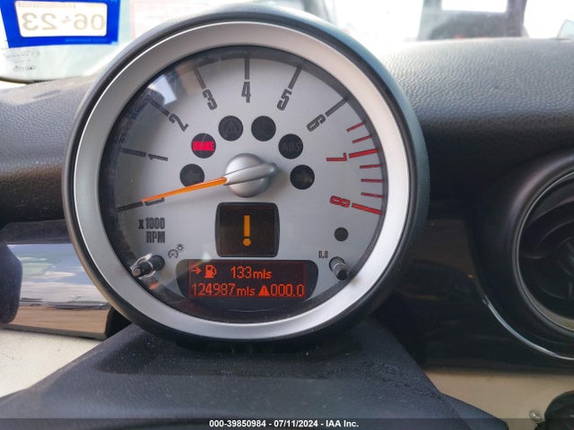 2007 MINI COOPER S WMWMF73517TT85736 Photo 6