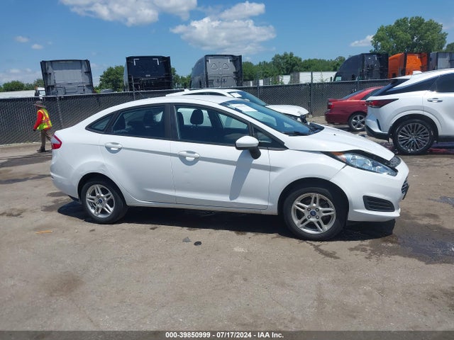 Ford FIESTA SE 2019 3FADP4BJ8KM152351 Image 13