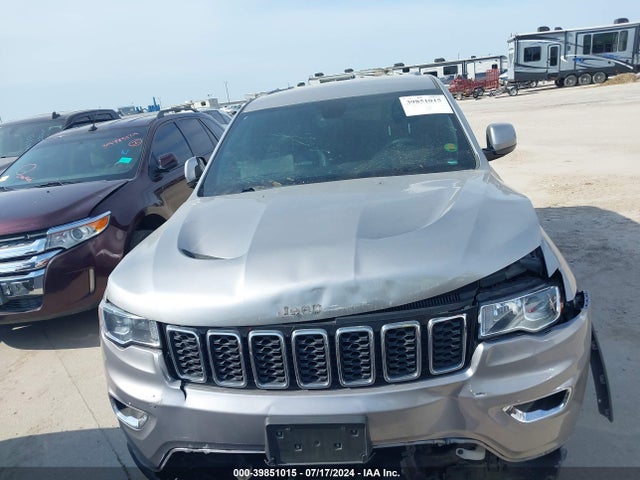 1C4RJEAG3HC784889 Jeep Grand Cherokee Laredo 4x2