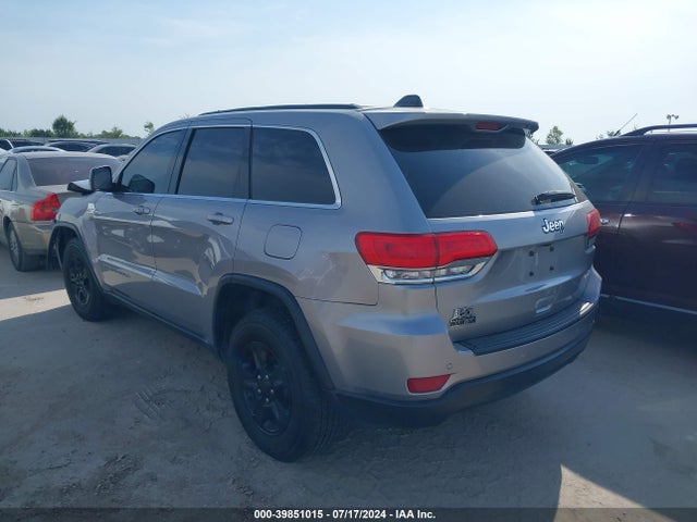1C4RJEAG3HC784889 Jeep Grand Cherokee Laredo 4x2
