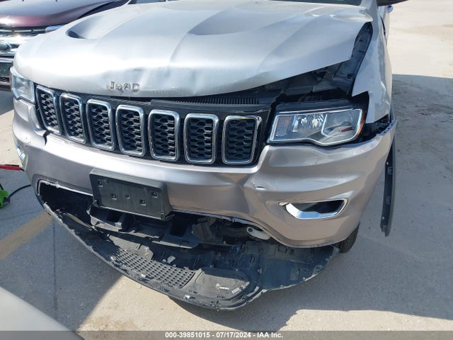 1C4RJEAG3HC784889 Jeep Grand Cherokee Laredo 4x2