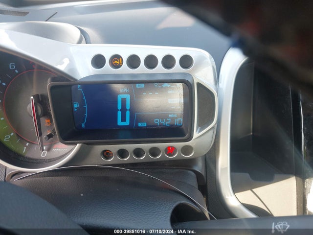 Chevrolet Sonic Rs Auto 2014 1G1JG5SB1E4217321 Image 7