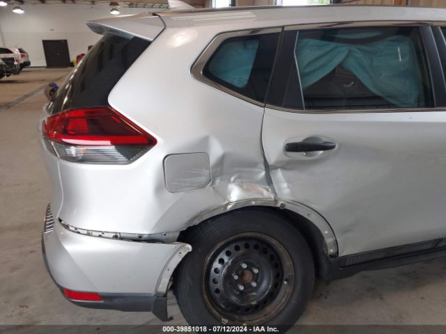 5N1AT2MT3JC713207 Nissan ROGUE S