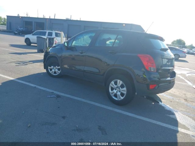 3GNCJKSB0JL294273 Chevrolet TRAX LS