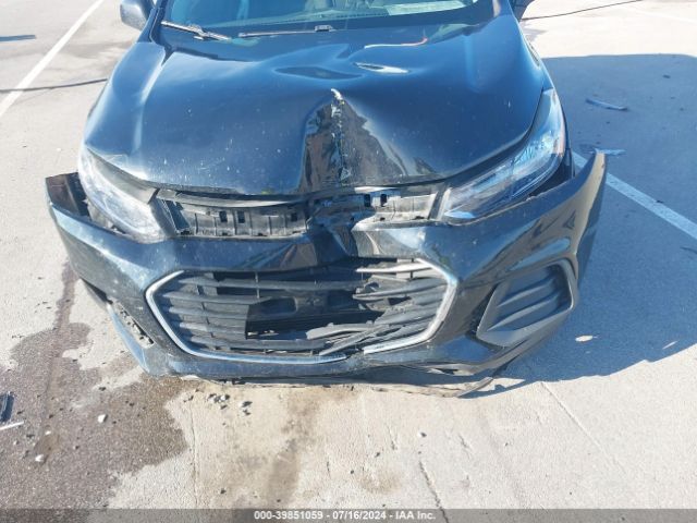 3GNCJKSB0JL294273 Chevrolet TRAX LS