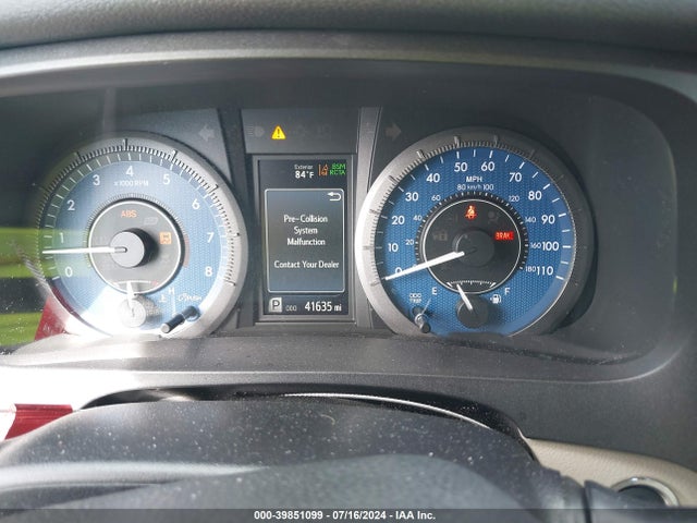 5TDYZ3DC8LS073164 Toyota SIENNA XLE