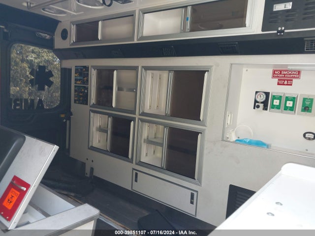 Ford Transit-250 2020 1FDBR1CG0LKB25887 Image 8