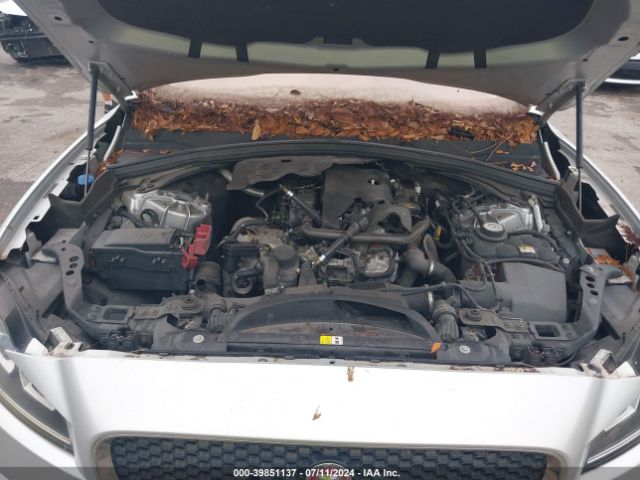 SADCJ2FX2JA268493 Jaguar F-pace 25t Premium