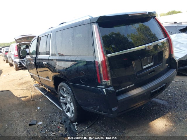 2017 CADILLAC ESCALADE ESV 1GYS4JKJ5HR192350 Photo 2