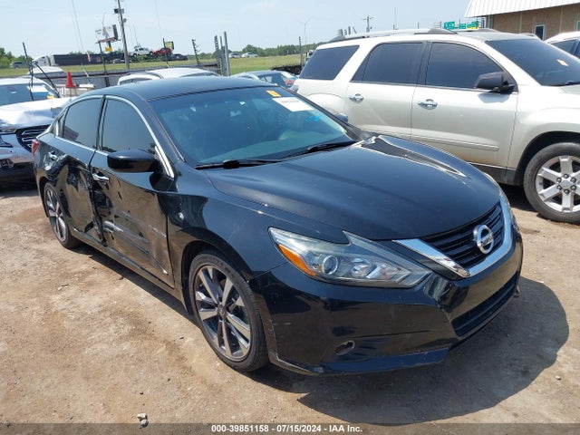 2017 1N4AL3AP9HC498580 main image