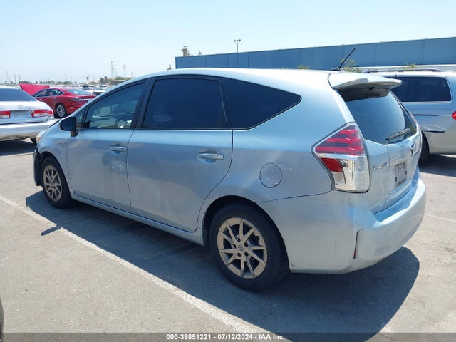 Toyota Prius V Two 2015 JTDZN3EU8FJ015953 Image 15