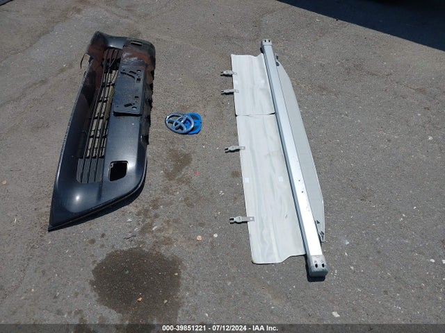 Toyota Prius V Two 2015 JTDZN3EU8FJ015953 Image 12