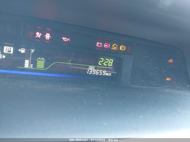 Toyota Prius V Two 2015 JTDZN3EU8FJ015953 Image 7