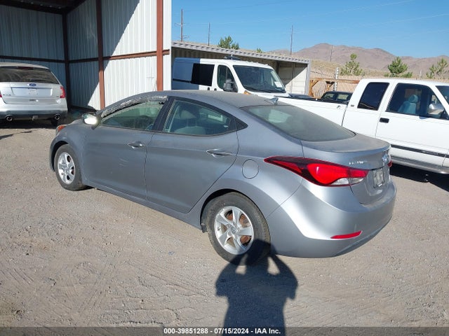 Hyundai ELANTRA SE 2015 5NPDH4AE5FH558580 Image 3