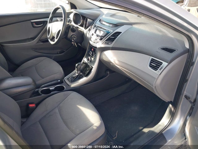 Hyundai ELANTRA SE 2015 5NPDH4AE5FH558580 Image 5