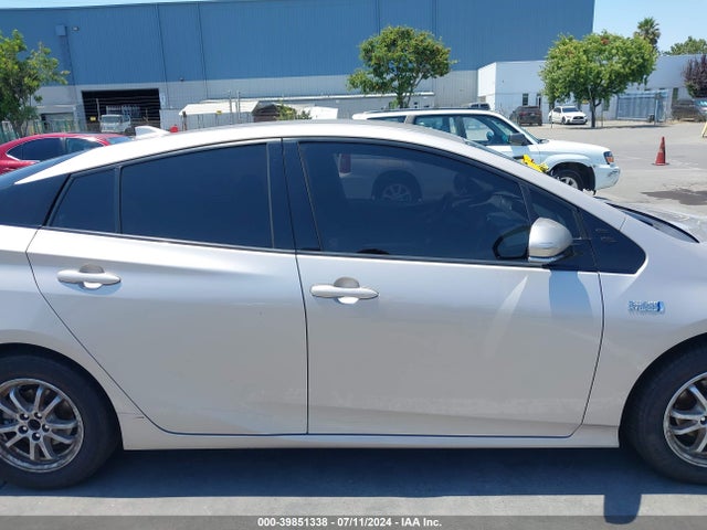Toyota Prius Prime Premium 2018 JTDKARFPXJ3101724 Image 13