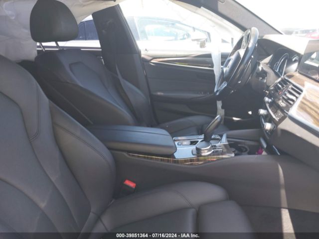 WBAJA5C36HG896860 BMW 530I