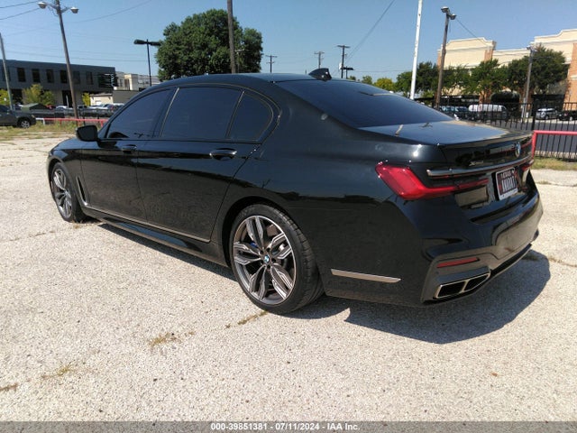 BMW M760i Xdrive 2022 WBA7U6C08NCH83897 Image 3