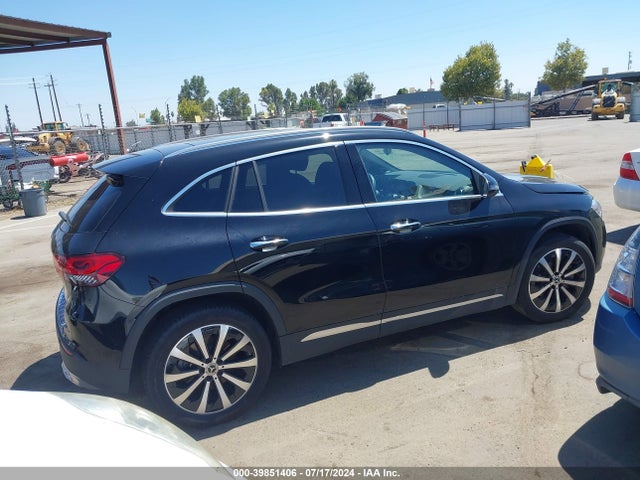 W1N4N4GB1PJ525325 Mercedes-Benz GLA 250