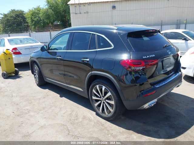 W1N4N4GB1PJ525325 Mercedes-Benz GLA 250