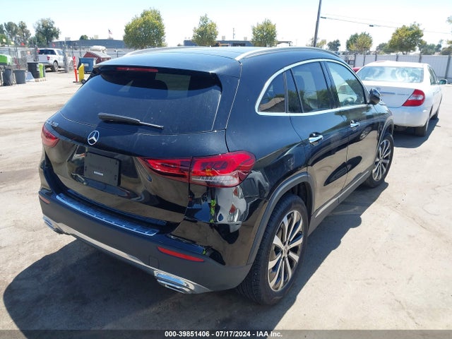 W1N4N4GB1PJ525325 Mercedes-Benz GLA 250