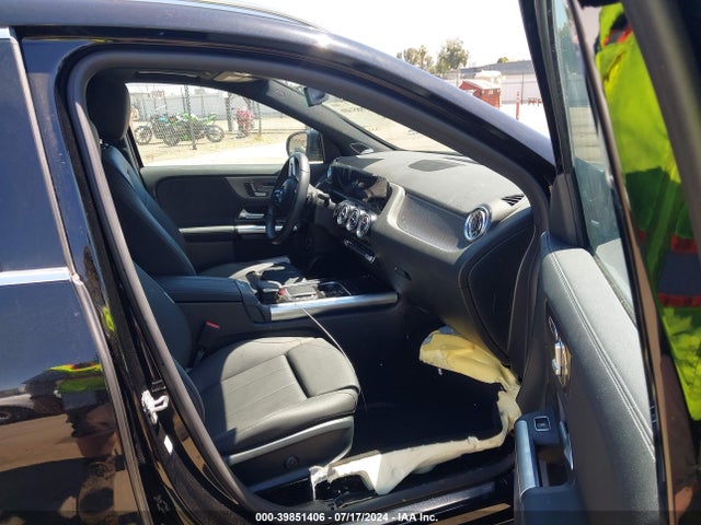 W1N4N4GB1PJ525325 Mercedes-Benz GLA 250