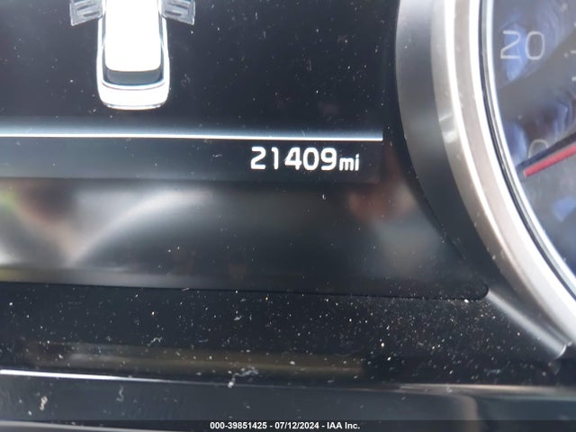 KNDNC5H39R6308822 KIA Carnival Mpv Ex