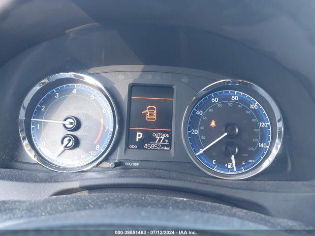 Toyota COROLLA LE 2018 2T1BURHEXJC120168 Image 7