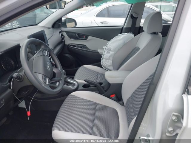 KM8K22ABXPU979037 Hyundai Kona Se