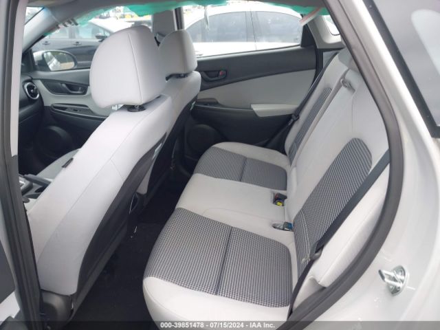 KM8K22ABXPU979037 Hyundai Kona Se