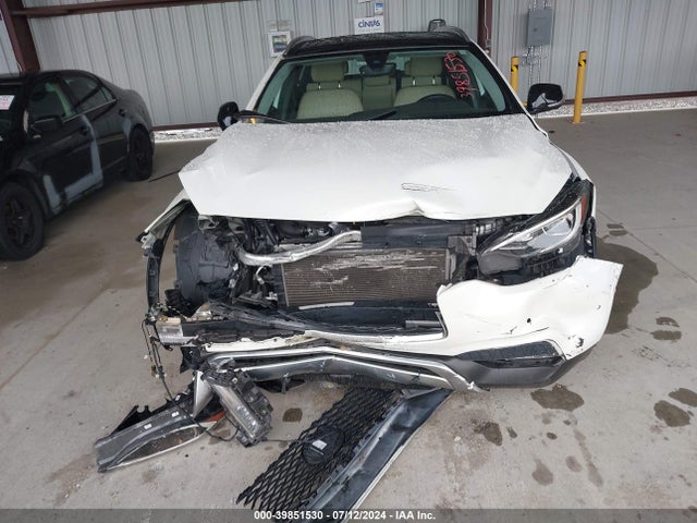Infiniti Qx30 Essential 2019 SJKCH5CR9KA011005 Image 12