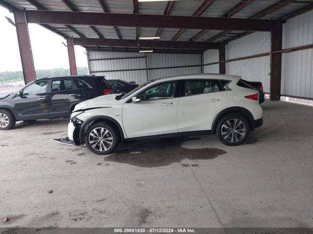Infiniti Qx30 Essential 2019 SJKCH5CR9KA011005 Image 14